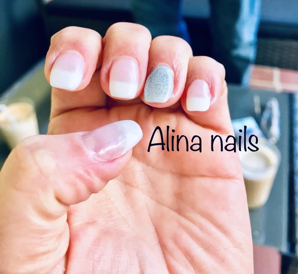 Acryl Nails Peggy Sage dip in