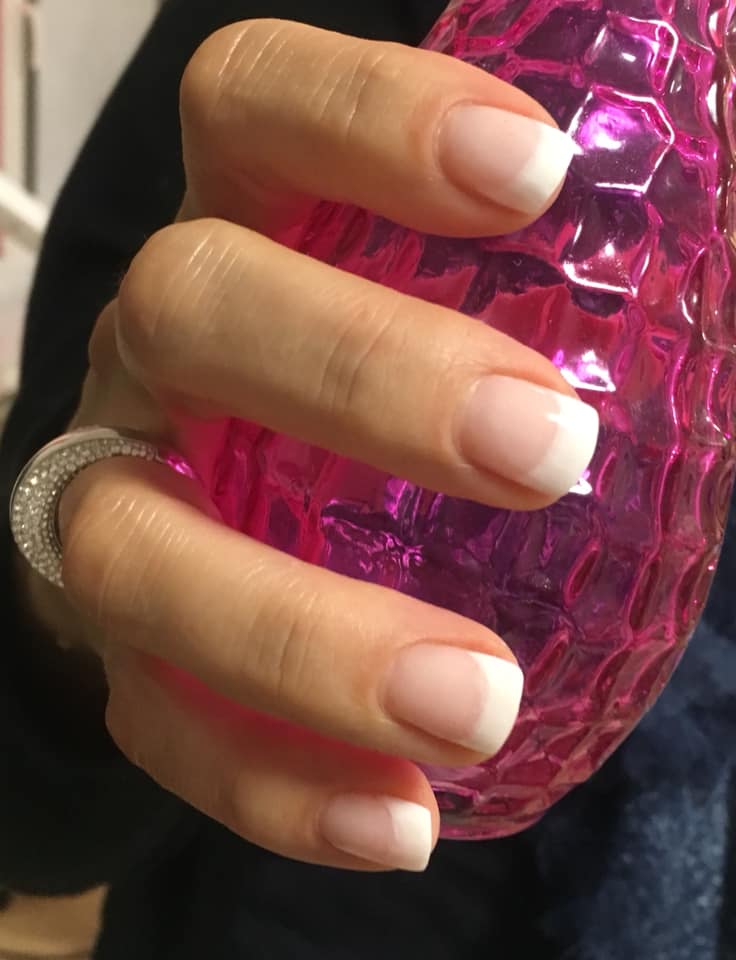 French Acryl Nägel Peggy Sage dip in